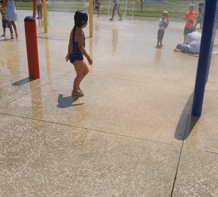 Sunny Hill Water Park (Streamwood,&nbspIL)